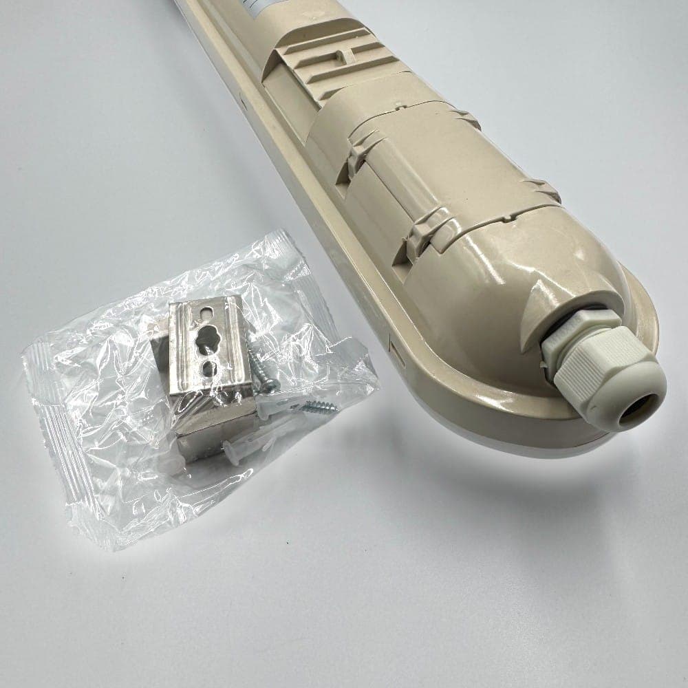 Corp Led IP65 18W=36W, 6500K, lumina rece, cu protectie la apa, 600Mm