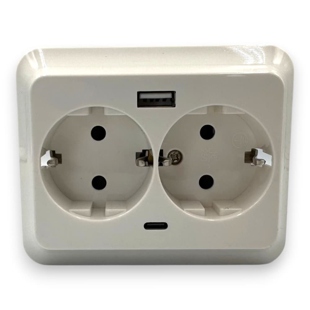 Priza Dubla cu incarcator USB tip C