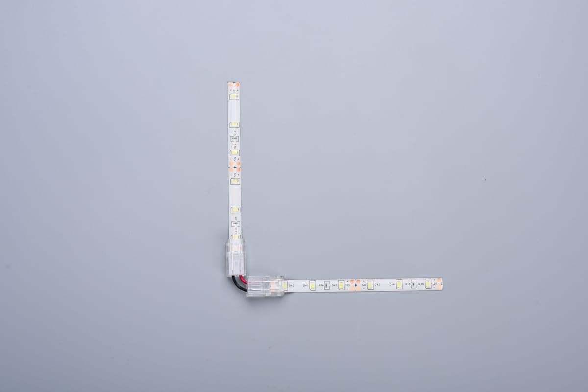 CONECTOR PRELUNGIRE "L" PT BANDA LED SMD IP65 12V/24V PCB 8mm PIN 4.5mm
