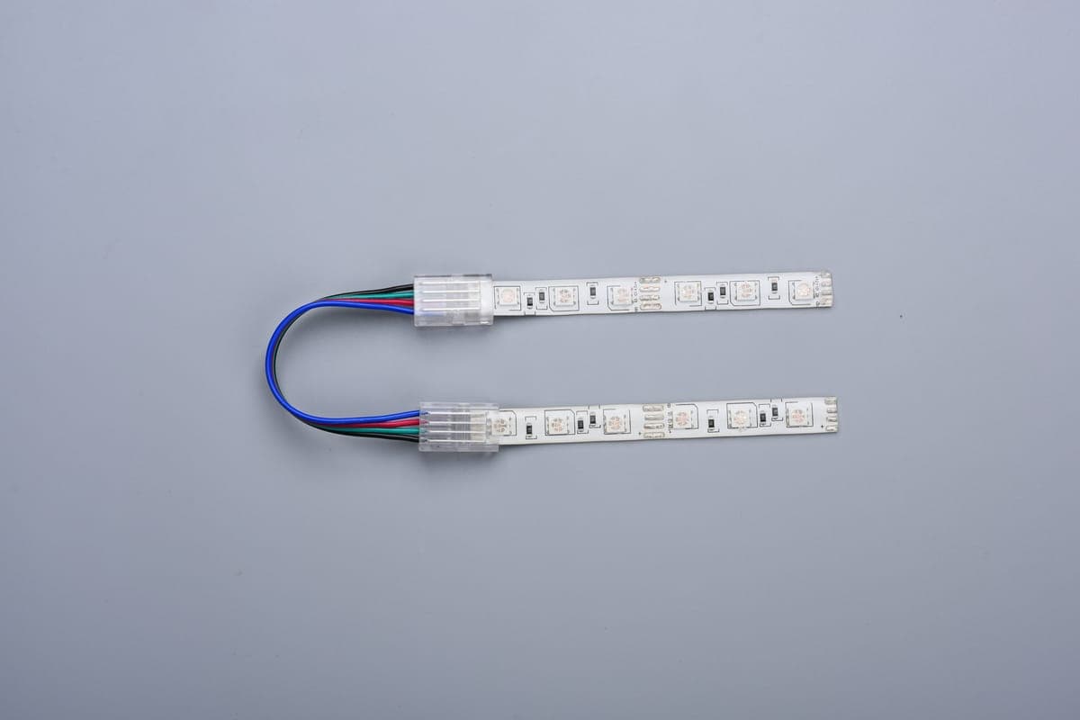 CONECTOR CABLU CONECTOR PT BANDA LED SMD RGB IP65 12V/24V PCB 10MM PIN 7.2mm 14CM