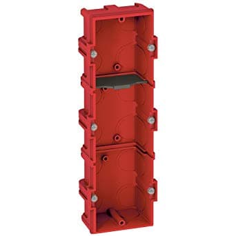 Doza aparat Legrand Batibox 080143 - 3 post - montaj sub tencuiala