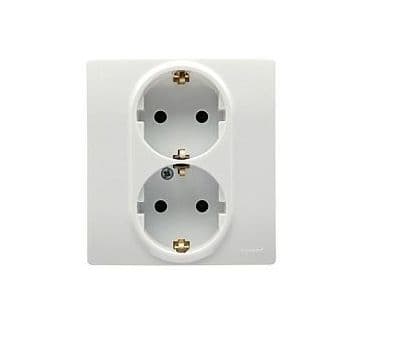 Priza Schuko dubla 2P+T, alb Legrand Niloe 664544